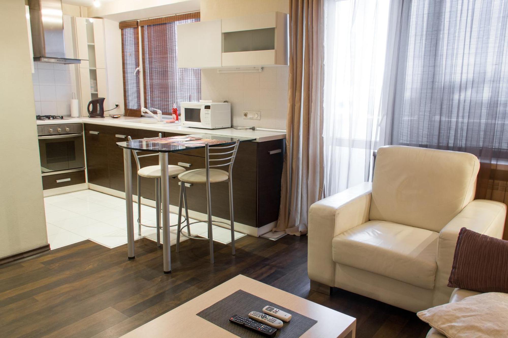Alex Apartments Near Kreshatik St Kiev Ruang foto