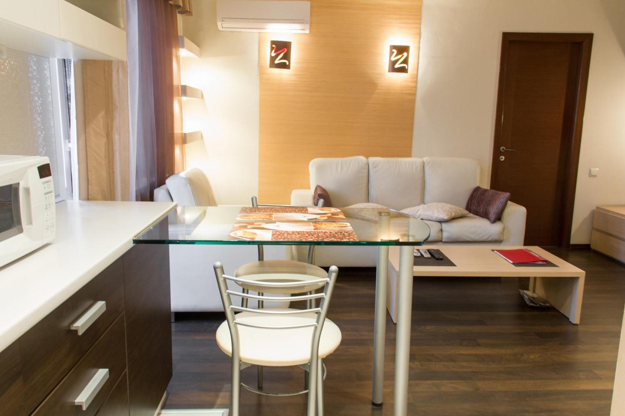 Alex Apartments Near Kreshatik St Kiev Ruang foto